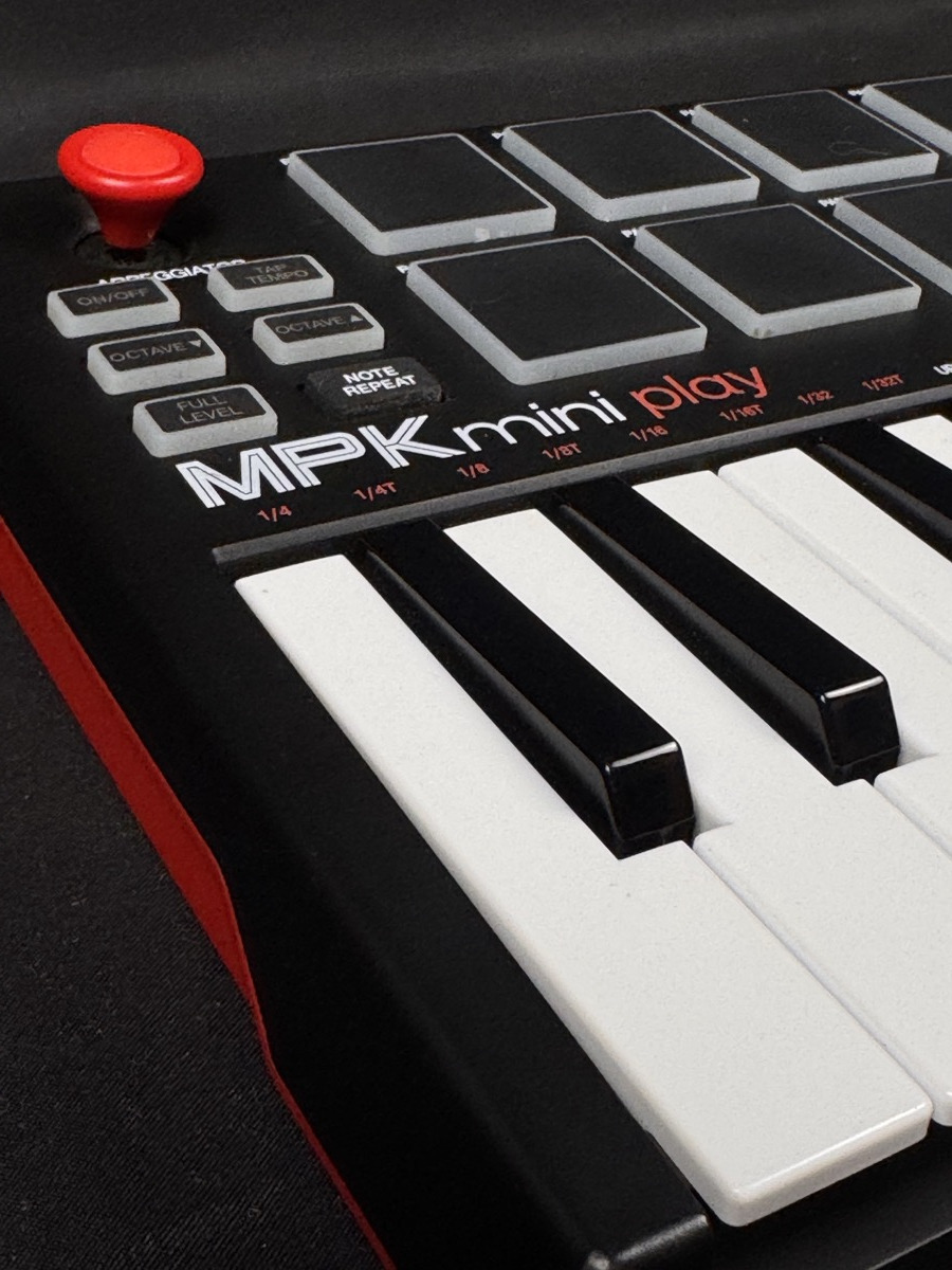 Akai USED Akai MPK Mini Play 25 Key MIDI Keyboard - Used