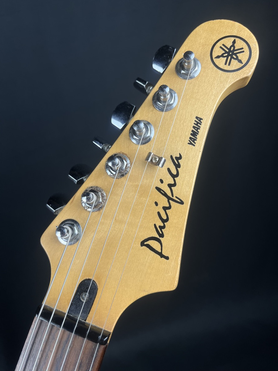 Yamaha USED Yamaha Pacifica 012 Black - Used
