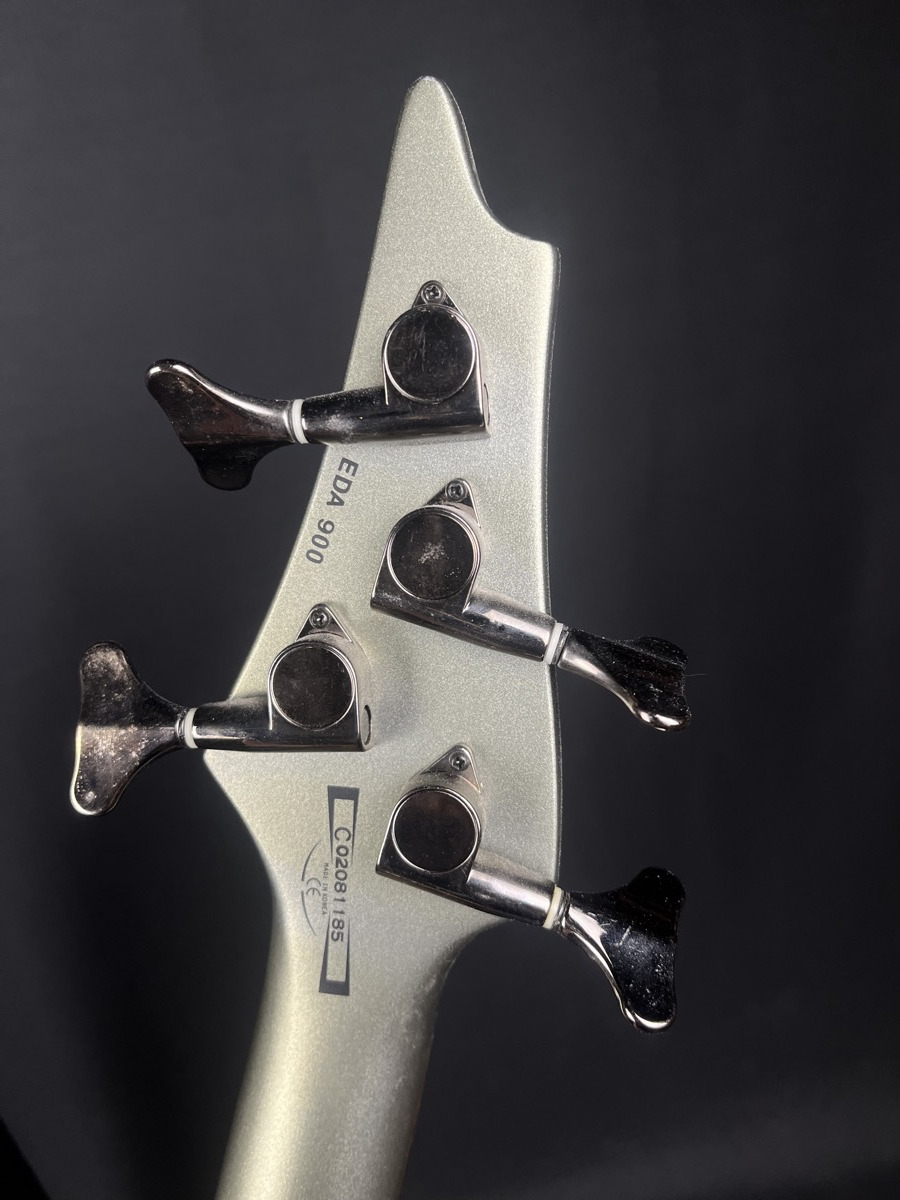 Ibanez USED Ibanez EDA 900 Ergodyne 4 String Bass Flat Silver - Used