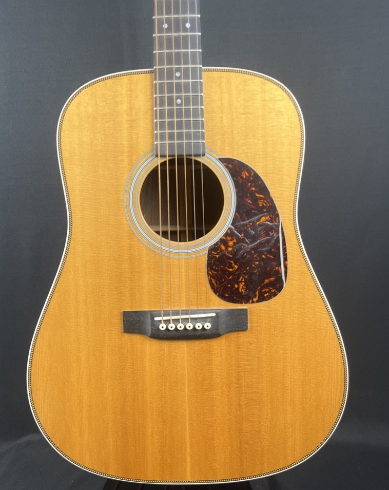 Martin USED 2017 Martin HD-28 Acoustic Dreadnought w/OHSC - CONSIGNMENT - Used
