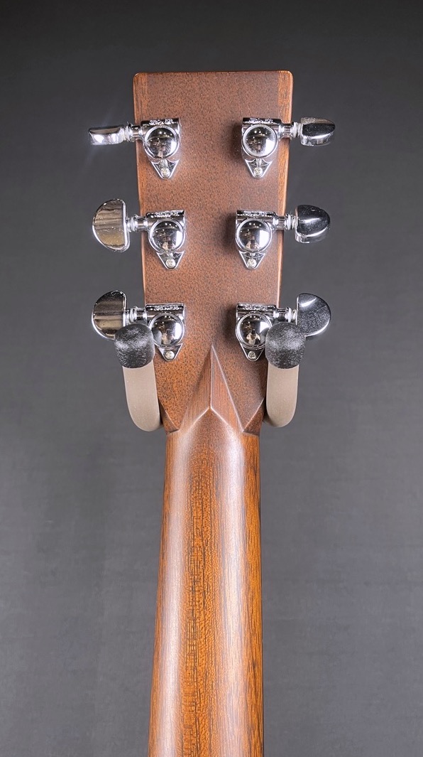 Martin USED 2017 Martin HD-28 Acoustic Dreadnought w/OHSC - CONSIGNMENT - Used