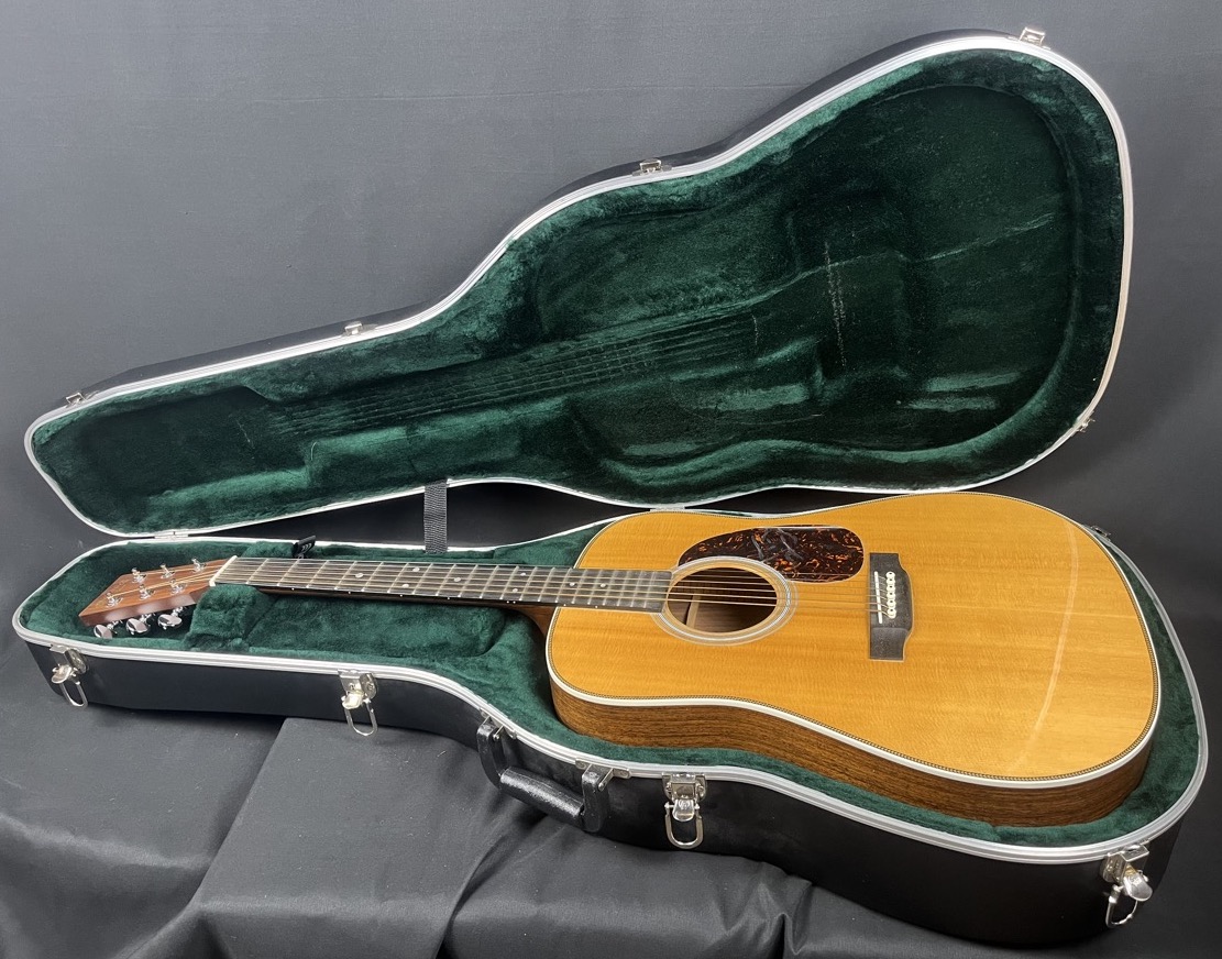 Martin USED 2017 Martin HD-28 Acoustic Dreadnought w/OHSC - CONSIGNMENT - Used