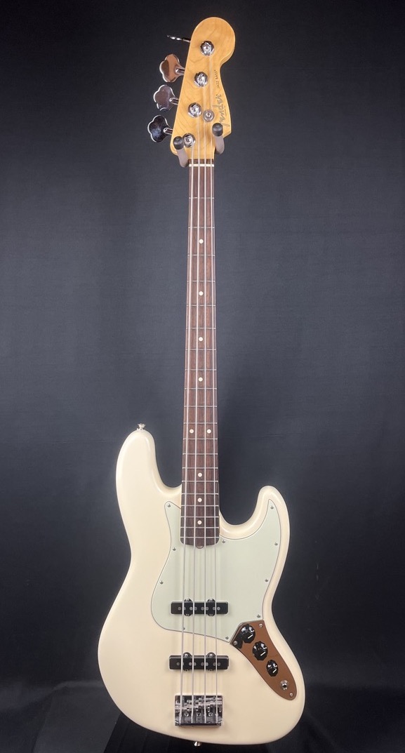 USED Fender 2017 American Professional Jazz  &hellip;