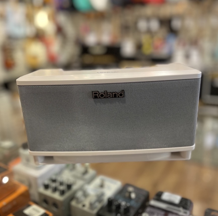 Roland USED Roland CUBE Lite Monitor, Adaptor, iLink, Manual - White - Used
